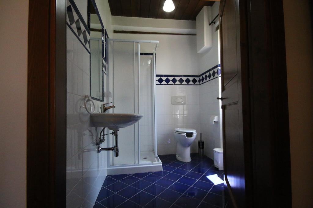 Agriturismo Valdifiori Sassoferrato Szoba fotó